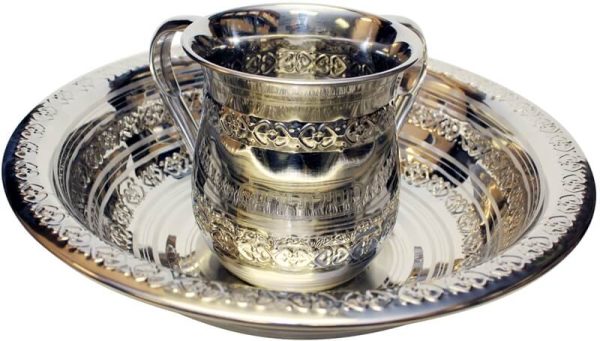 Fancy Stainless Steel Wash Cup and Bowl Set